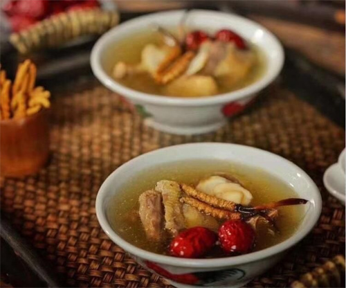 冬蟲(chóng)夏草怎么煲湯？冬蟲(chóng)夏草煲湯的方法