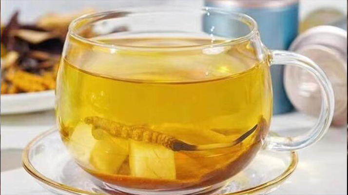 新鮮冬蟲(chóng)夏草能泡茶嗎？一文讀懂養(yǎng)生新方式